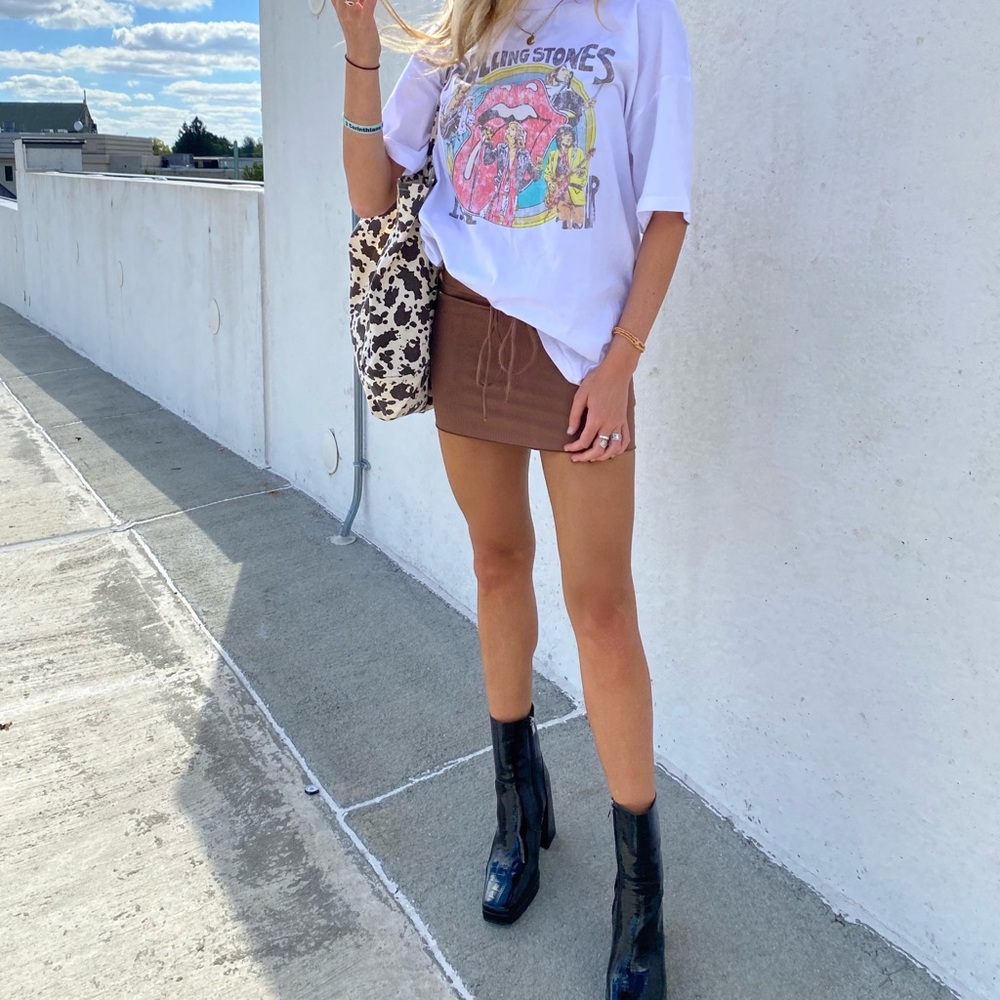 BROWN mini skirt